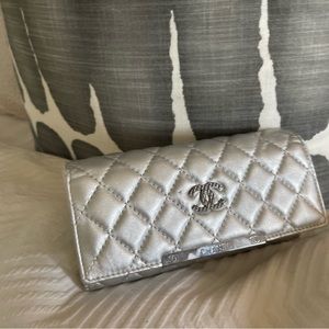 Meet your Posher, Lyn1999